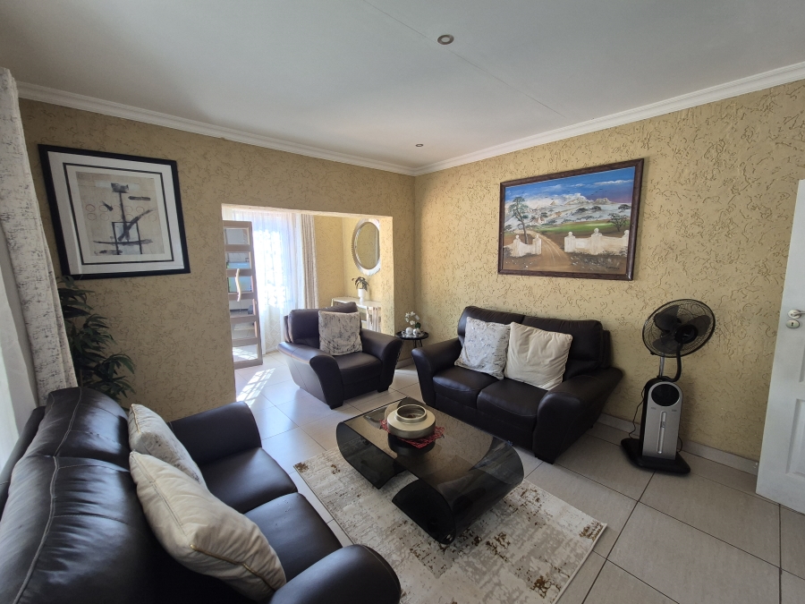 3 Bedroom Property for Sale in Stilfontein North West
